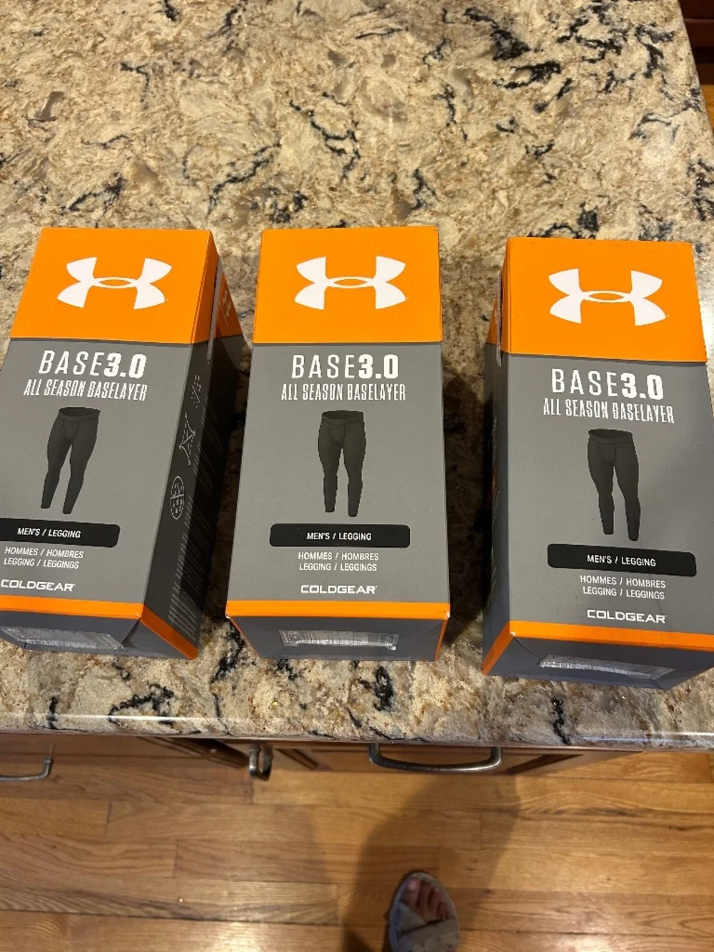 UNDER ARMOUR LEGGINGS